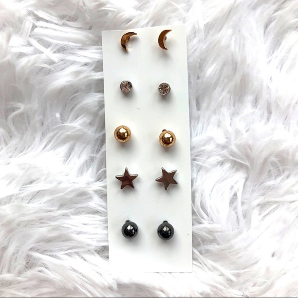 Jewelry - NWOT Five pairs of stud earrings stars moons circles